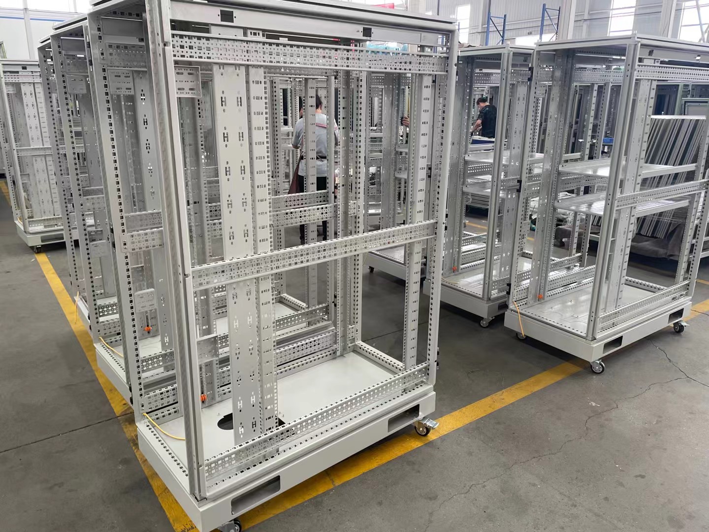 呼和浩特市机箱机柜加工钣金加工定制 - 哪里好